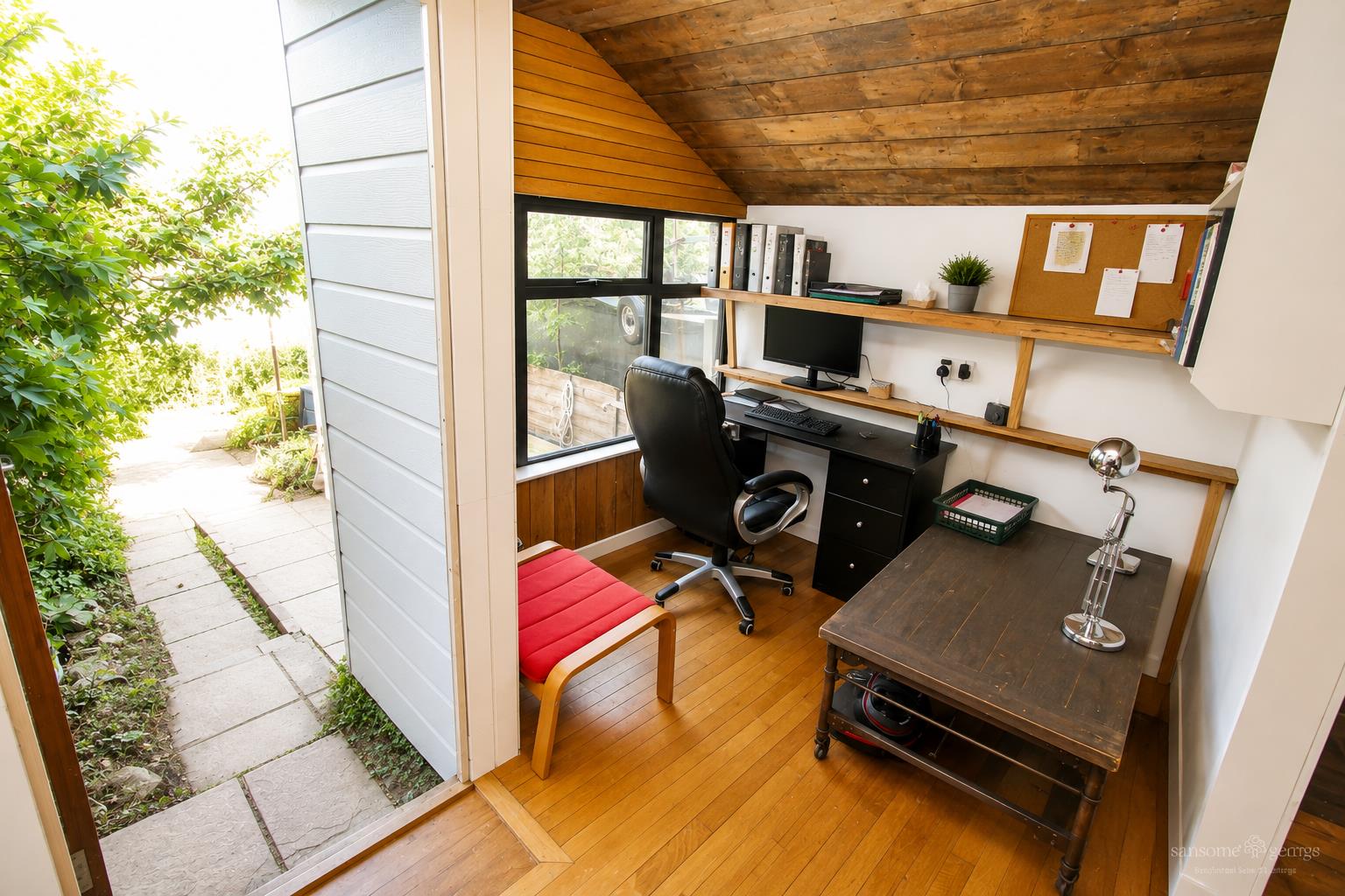Thirlmere Avenue, Tilehurst, Reading